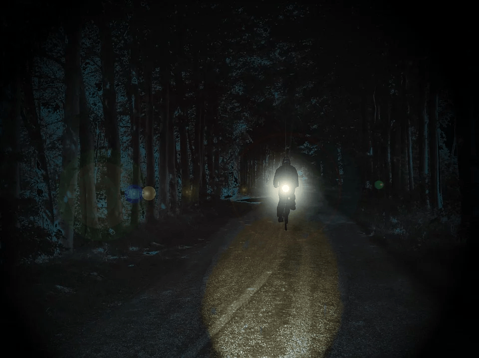 دوچرخه سواری در شب