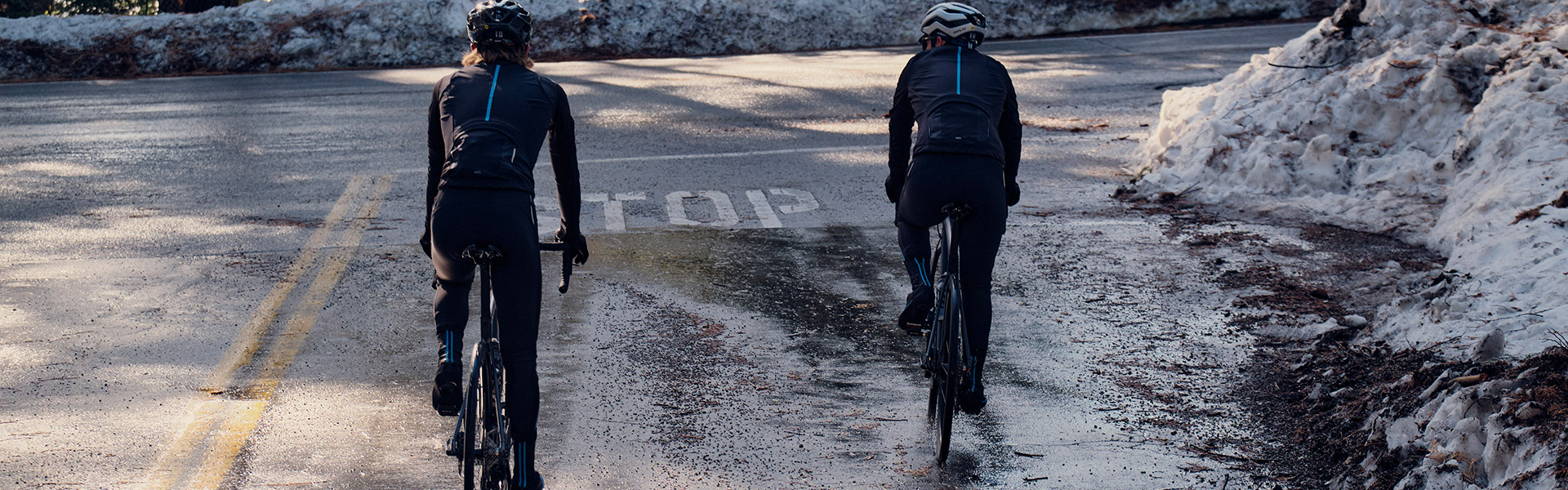 دوچرخه سواری در جاده یخ زده - آیبایک