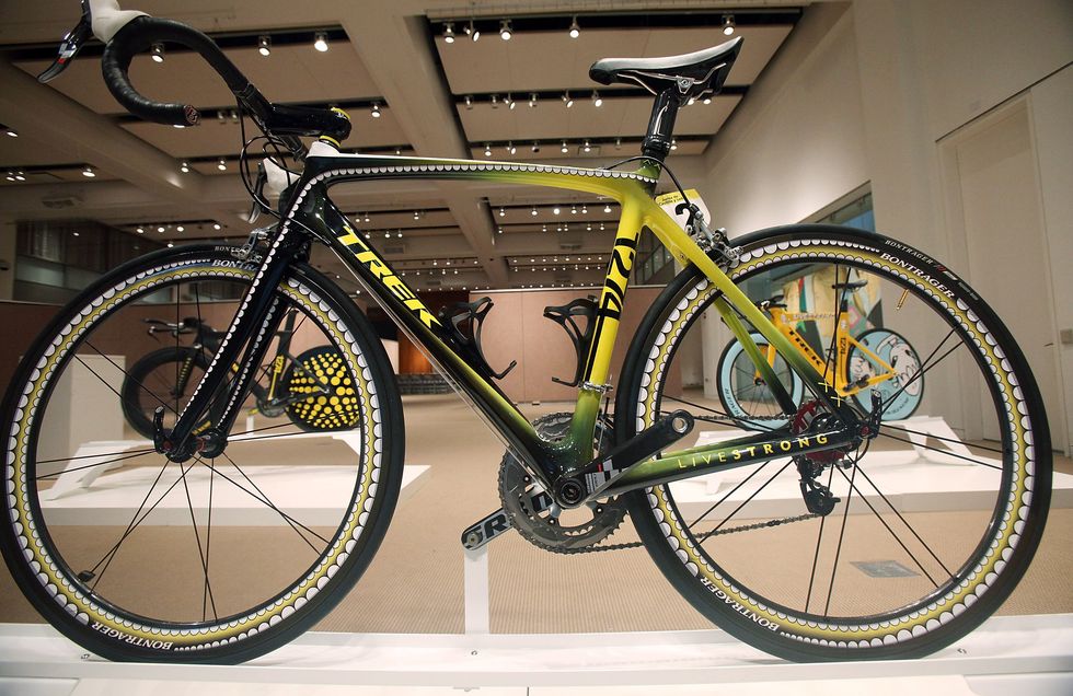 دوچرخه KAWS: Trek Madone Bike با قیمت 160,000 دلار - آیبایک